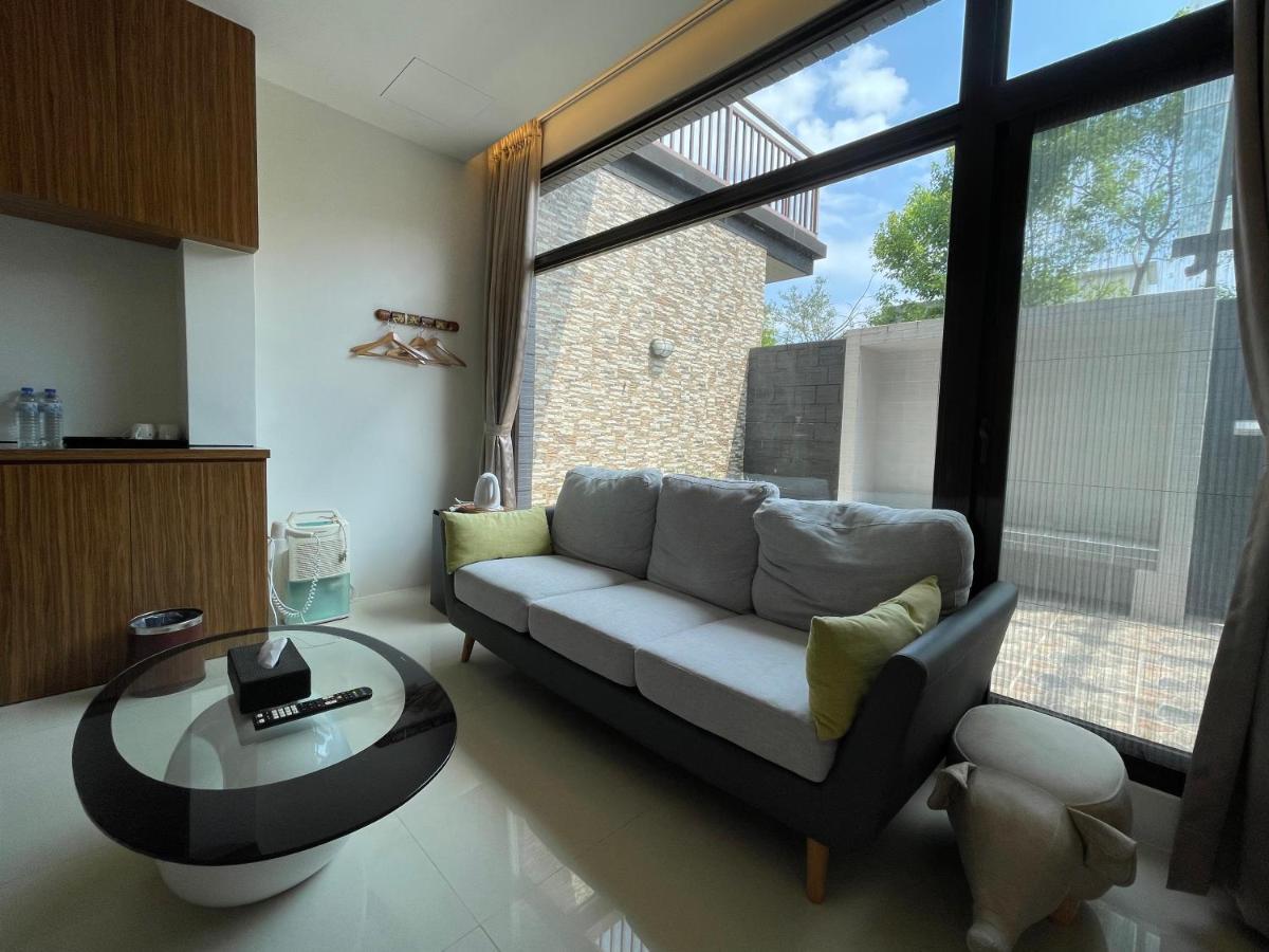 Jabez II Apartment Jiaoxi Exterior photo