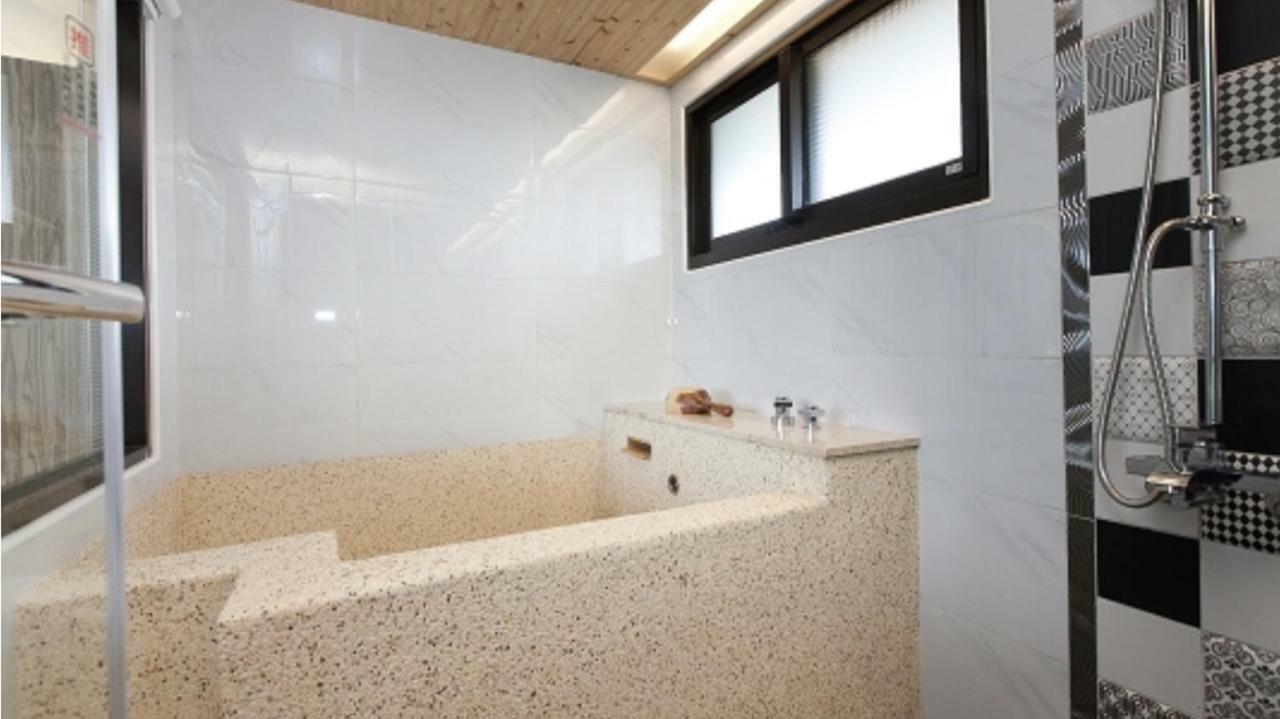Jabez II Apartment Jiaoxi Exterior photo